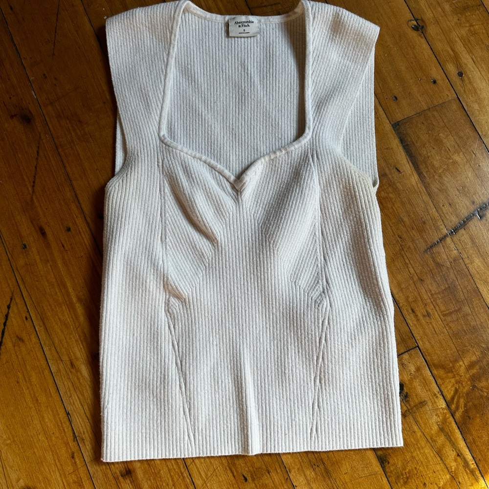 Abercrombie & Fitch Tank